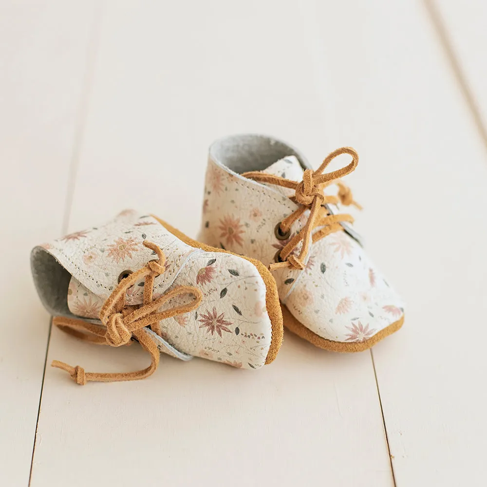 Desert Boots in Bloom