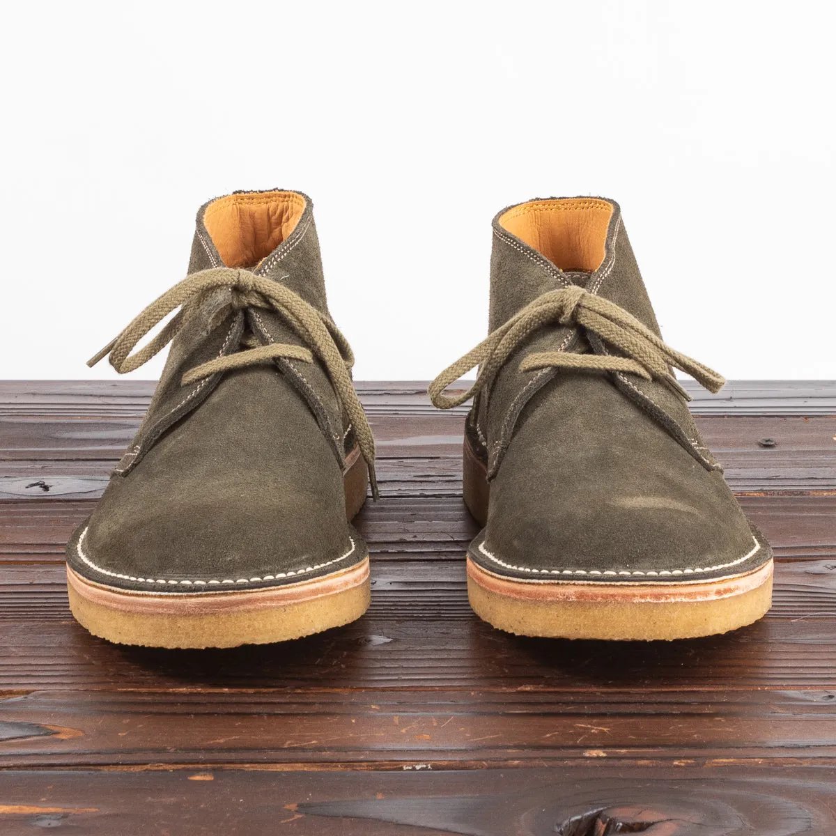 Desert Boots - Olive Suede