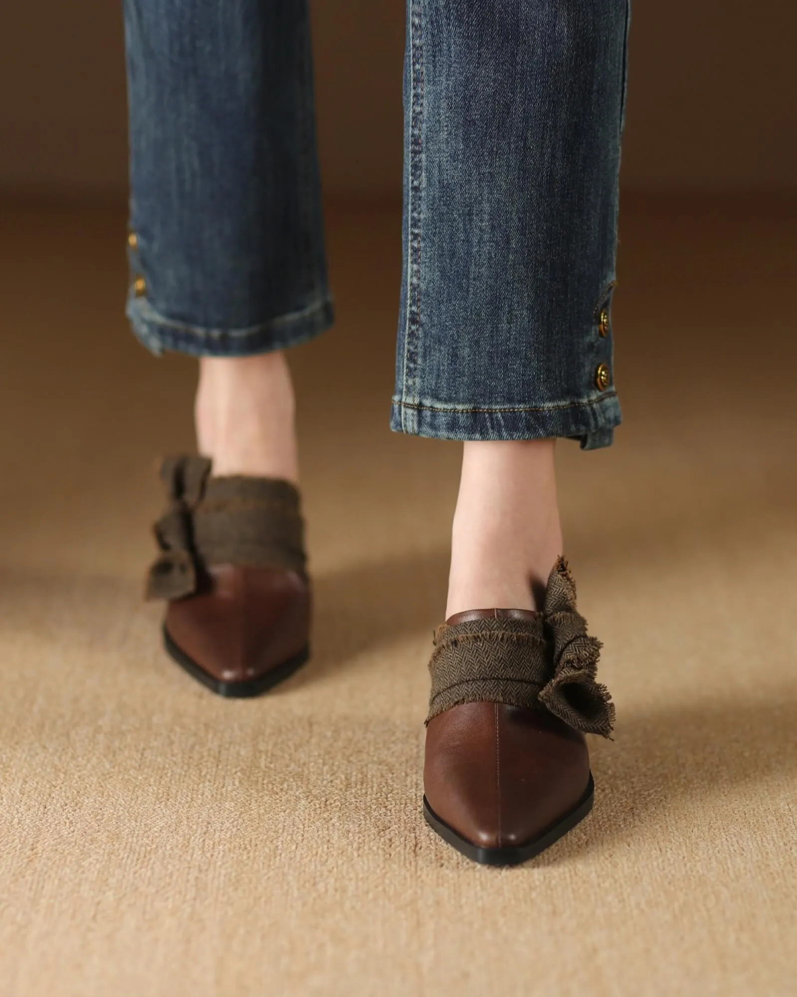 Manda - Bow Embellished Mules