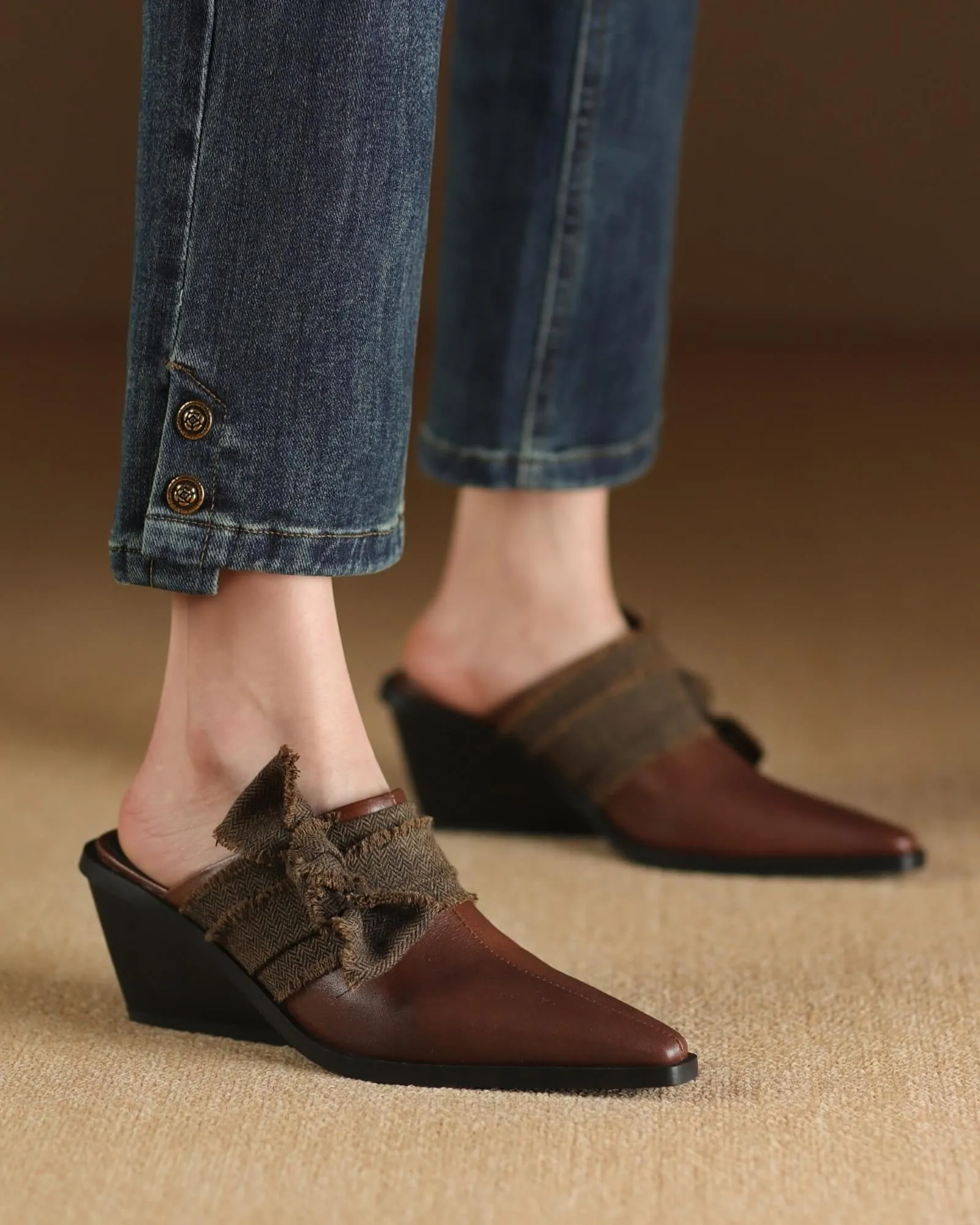 Manda - Bow Embellished Mules